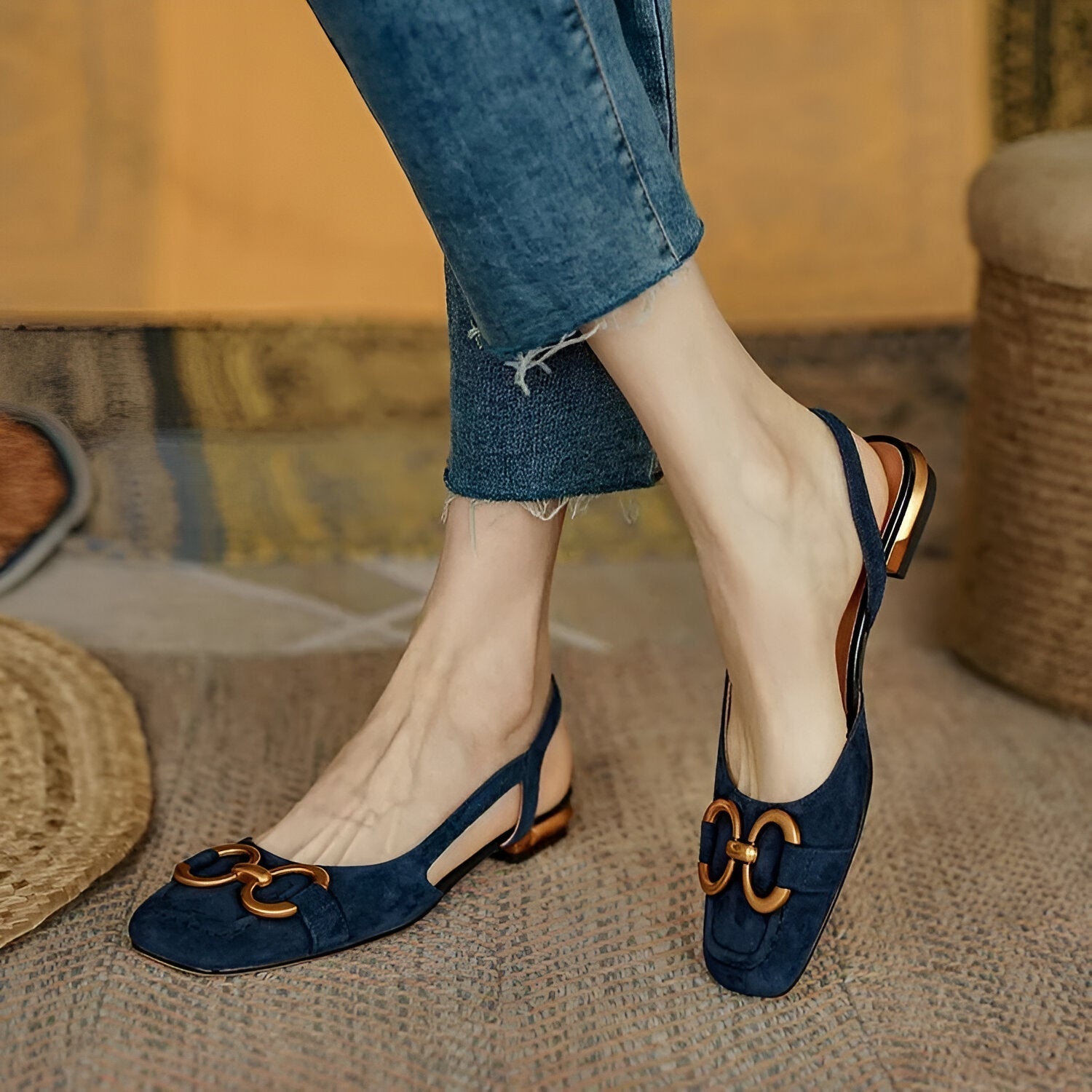 Dark Blue / 42