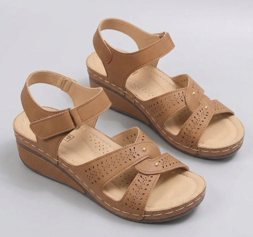 Light Brown / 13