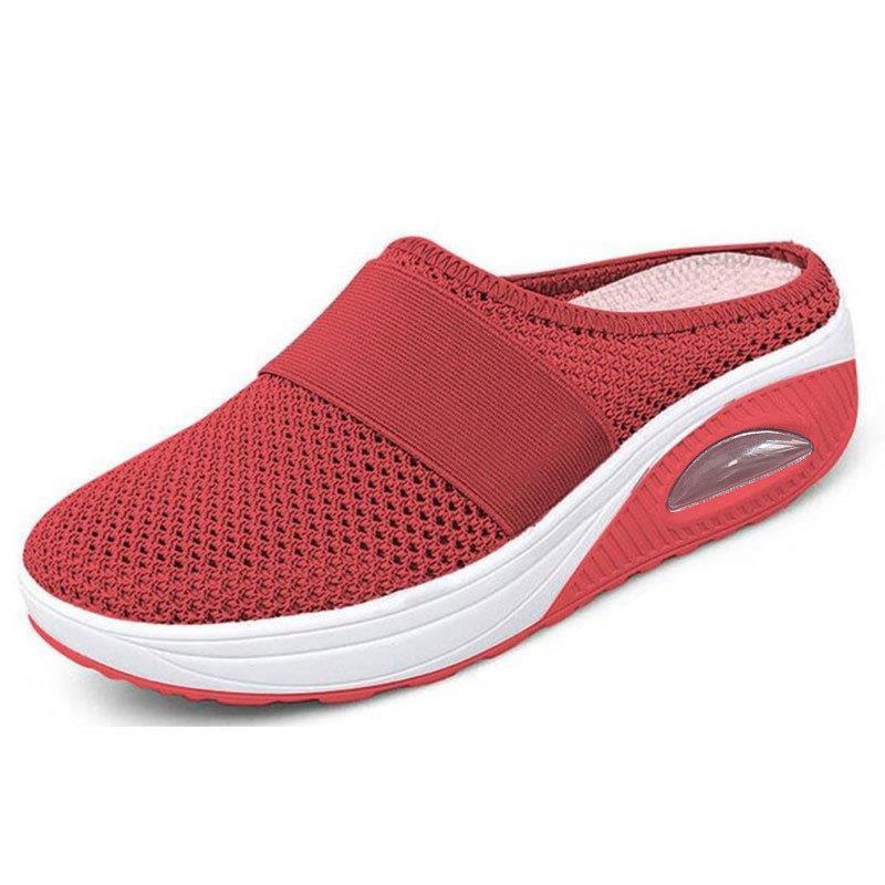Red / 13