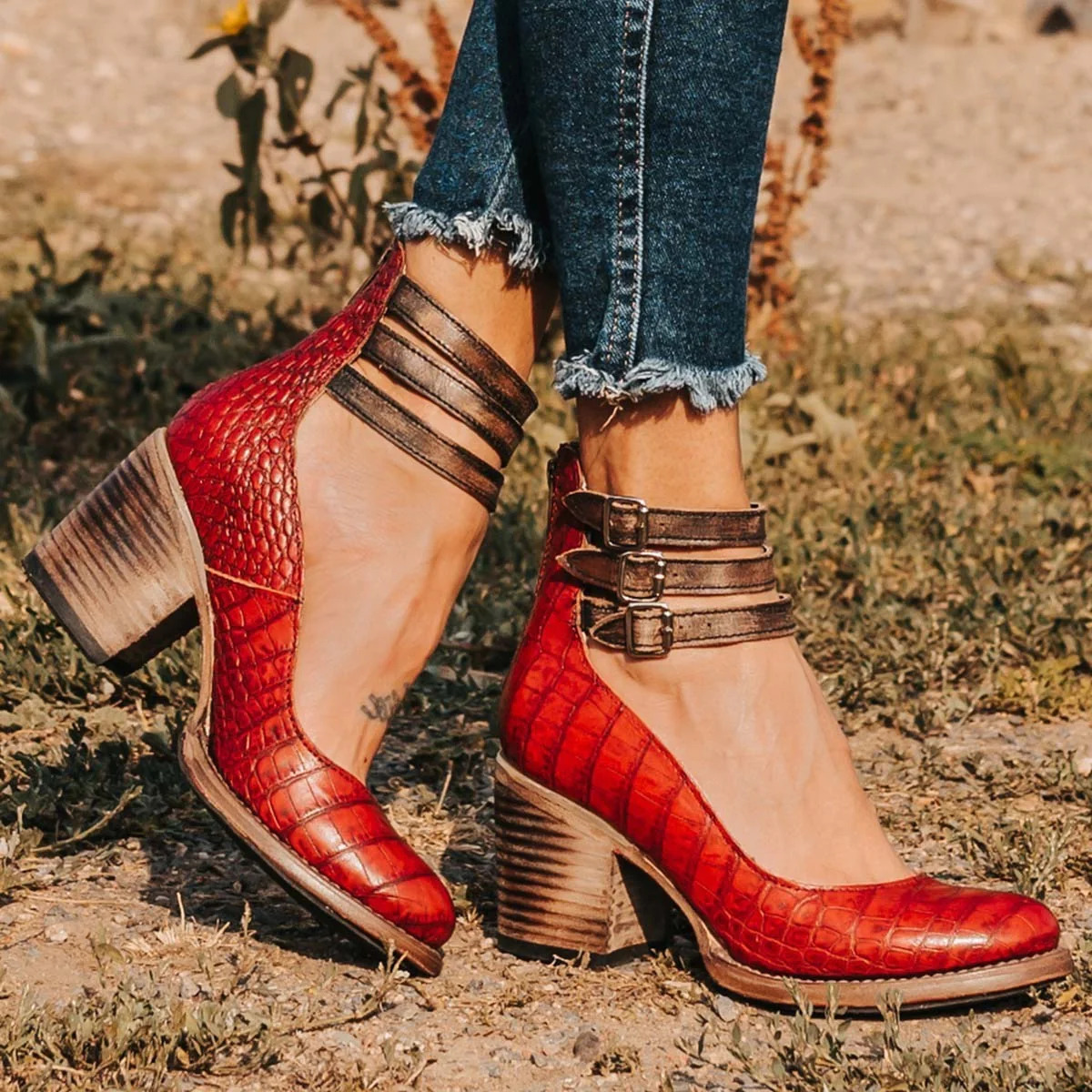 Red Snake Leather / 43