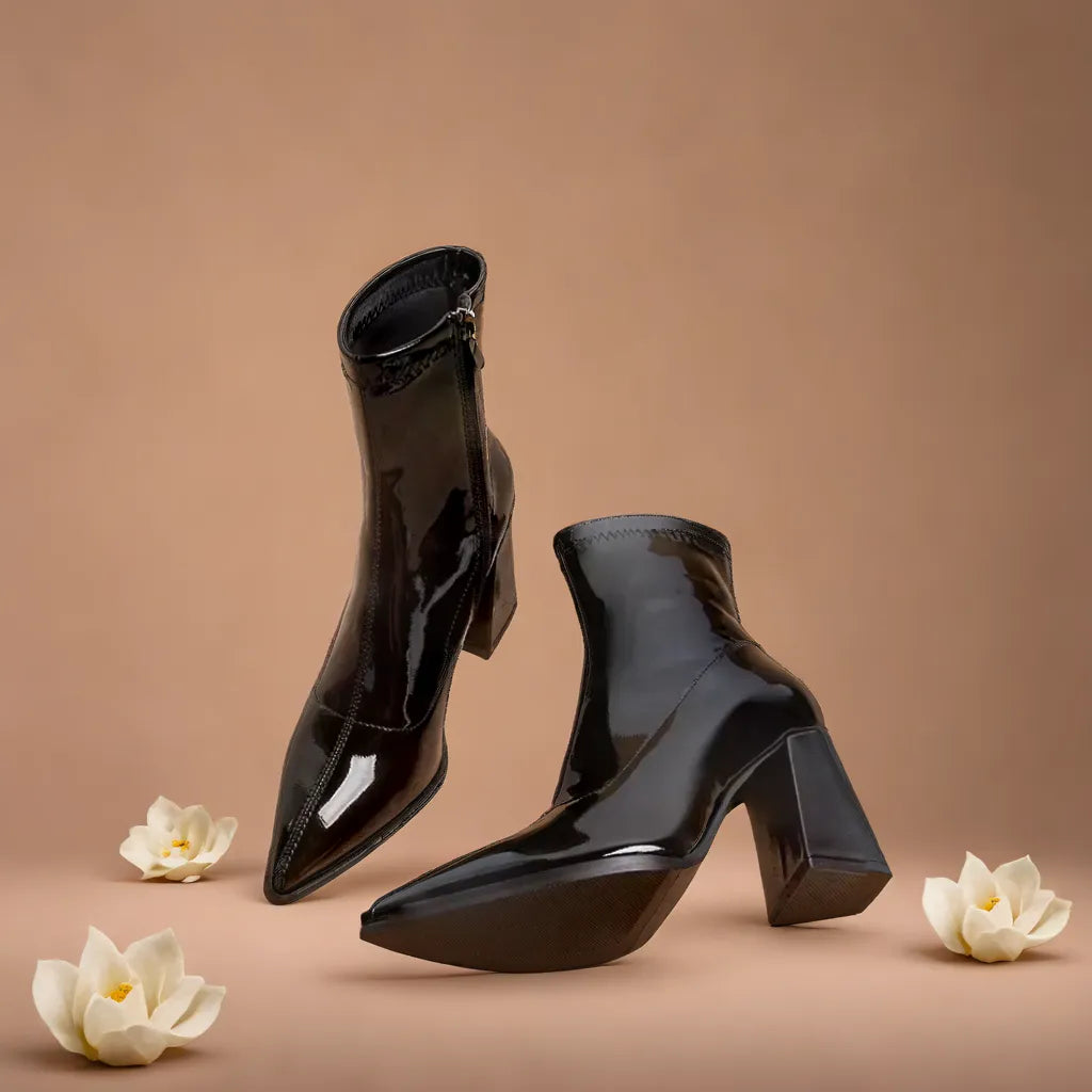 Black / 35